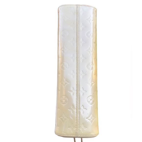 Louis Vuitton Roxbury Drive Perle Vernis Handbag - Picture 4 of 16